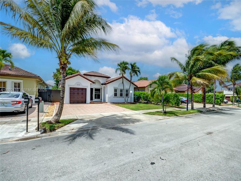 Property photo # 0