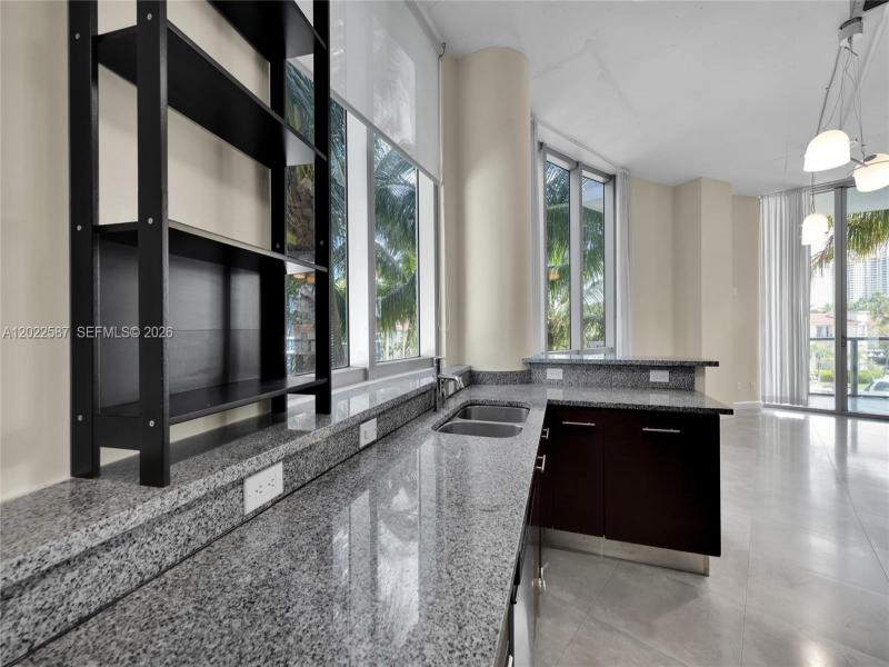 Comprar apartamento en Uptown Marina Lofts 301