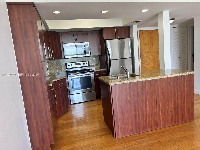 Property photo # 7
