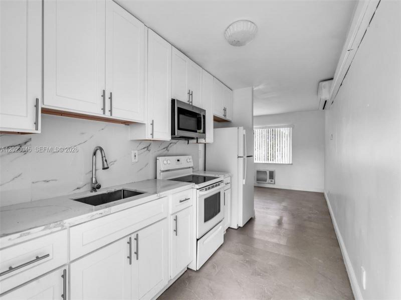 Property photo # 9