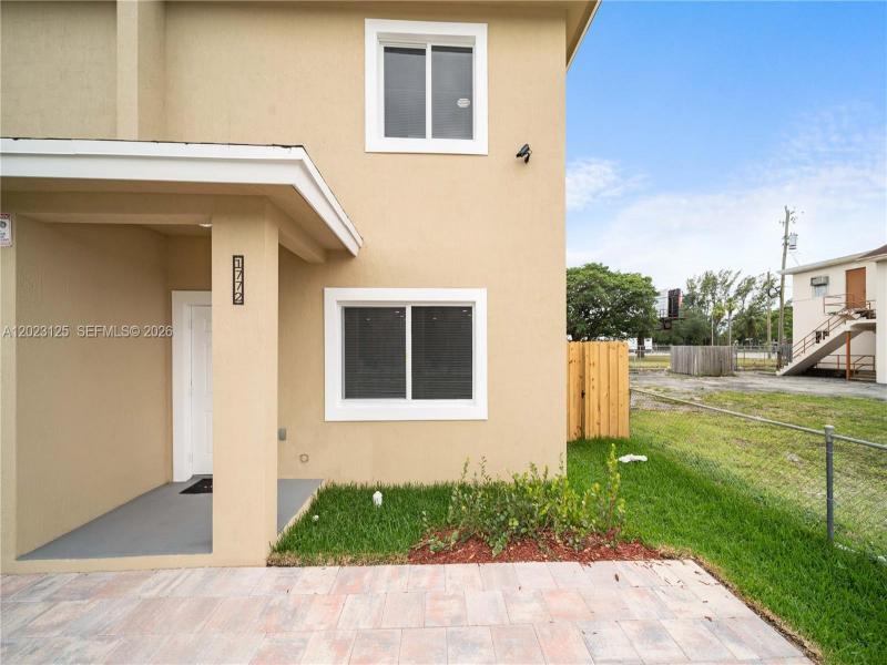 Property photo # 9