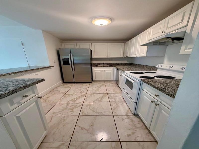 Property photo # 0