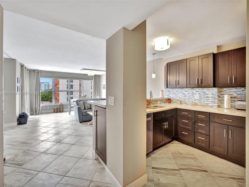 Property photo # 4