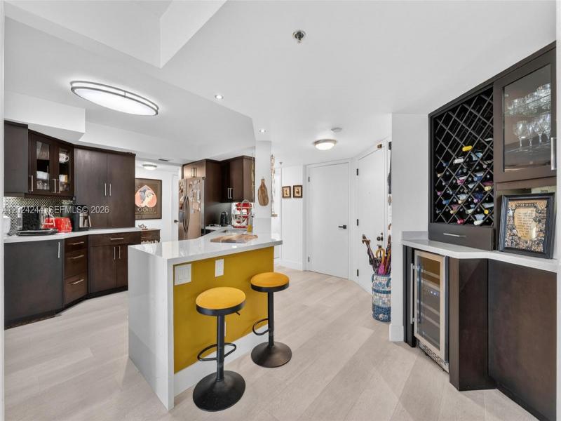 Condo for sale at Anchor Bay Club 710