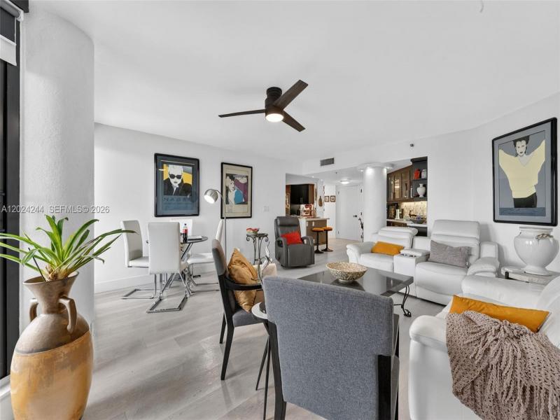Condo for sale at Anchor Bay Club 710