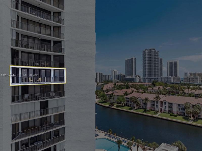 Condo for sale at Anchor Bay Club 710