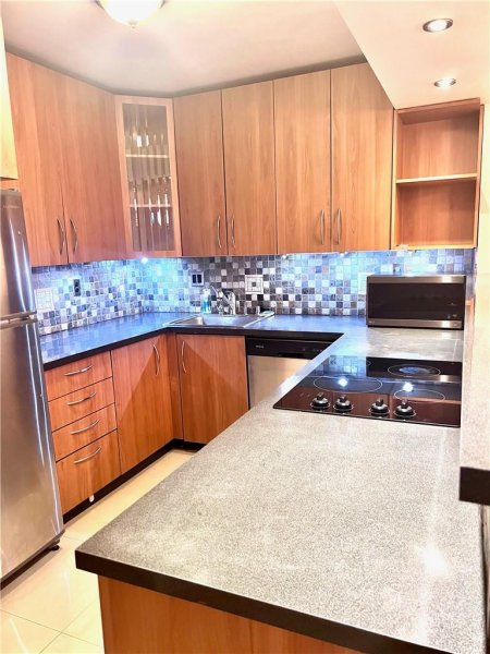 Condo for sale at Olympus Towers 1108
