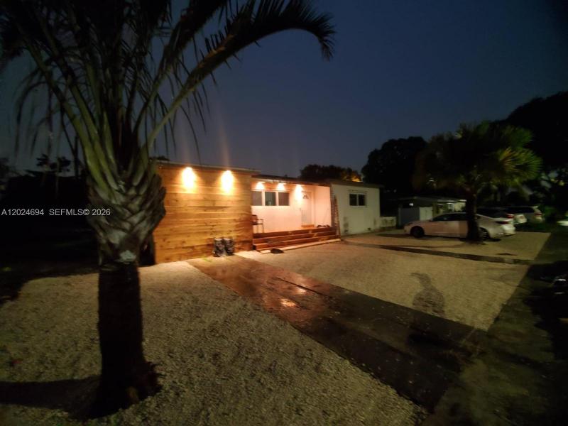 Property photo # 9