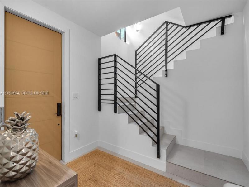 Property photo # 9