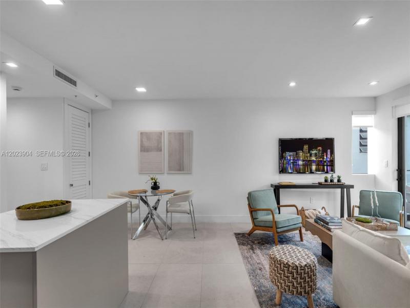 Property photo # 6