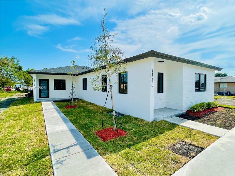 Property photo # 0