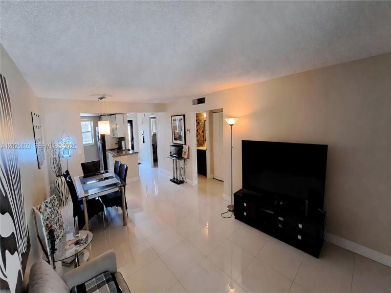 Comprar apartamento en Le Cartier 209