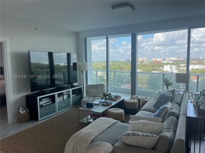 Grovenor House Apt #1208