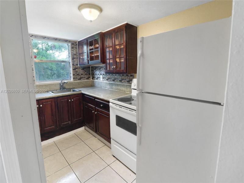Property photo # 8