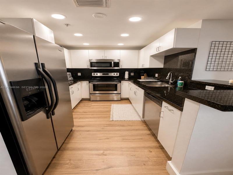 Property photo # 9