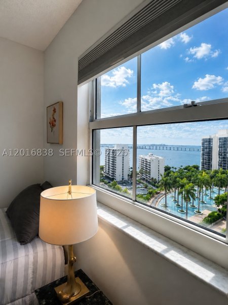 Aluguel de apartamento no Fortune House 1607