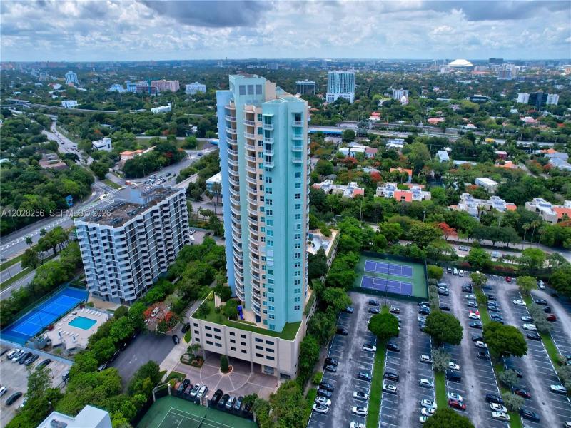 Condo for sale at Metropolitan at Brickell 2407