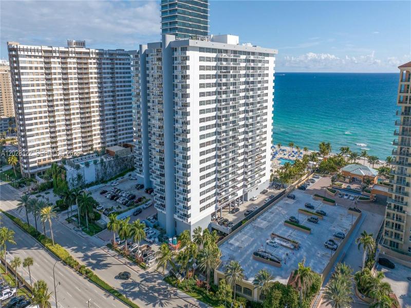 Condo for sale at Parker Plaza Estates 2018
