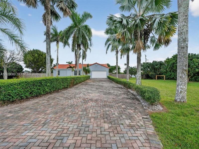 Property photo # 4