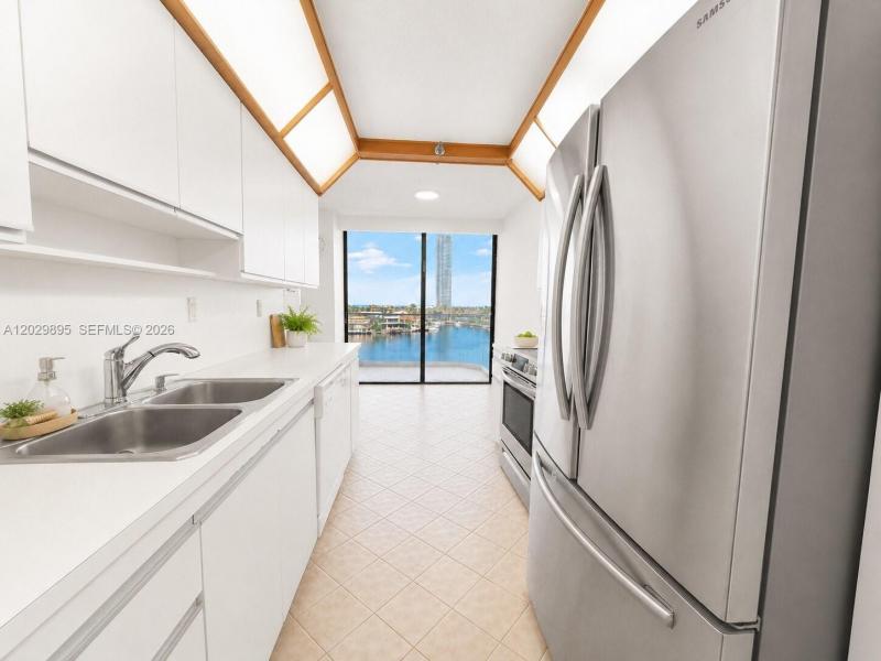 Property photo # 4