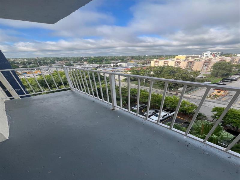 Property photo # 9