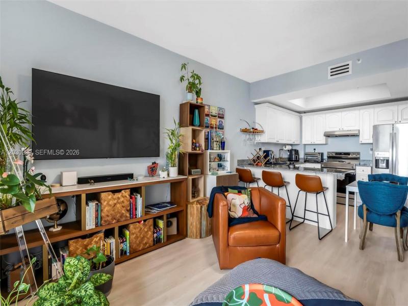 Property photo # 4