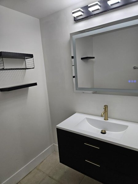 Apartment for rent at Olympus Towers 620