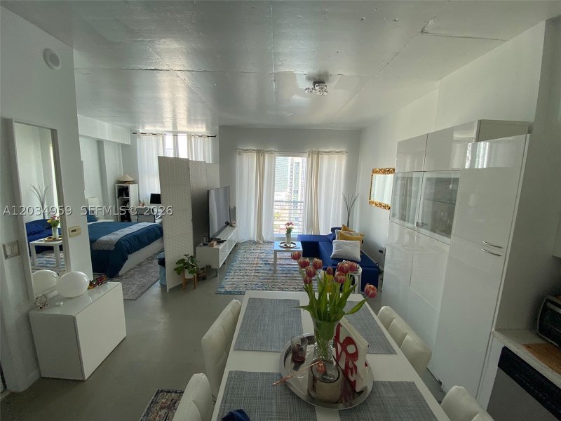 Property photo # 0