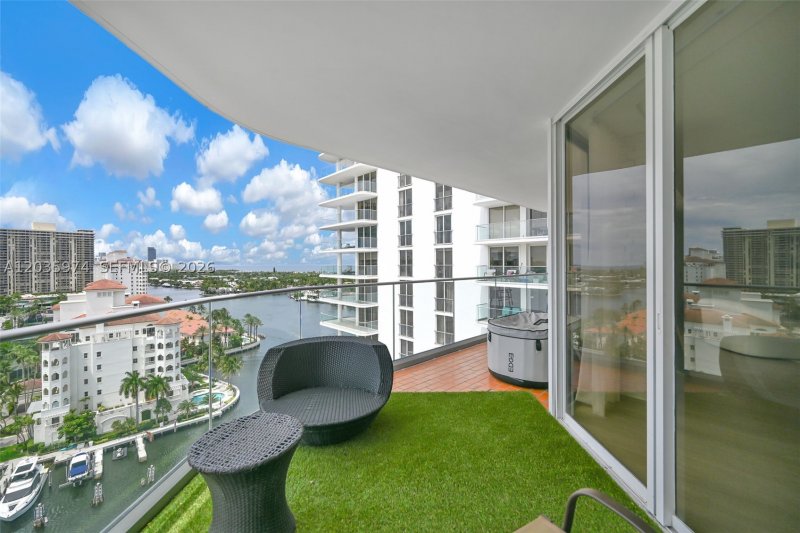 Property photo # 0