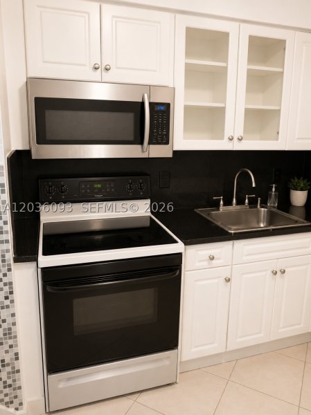 Condo for sale at Aquasol 7P