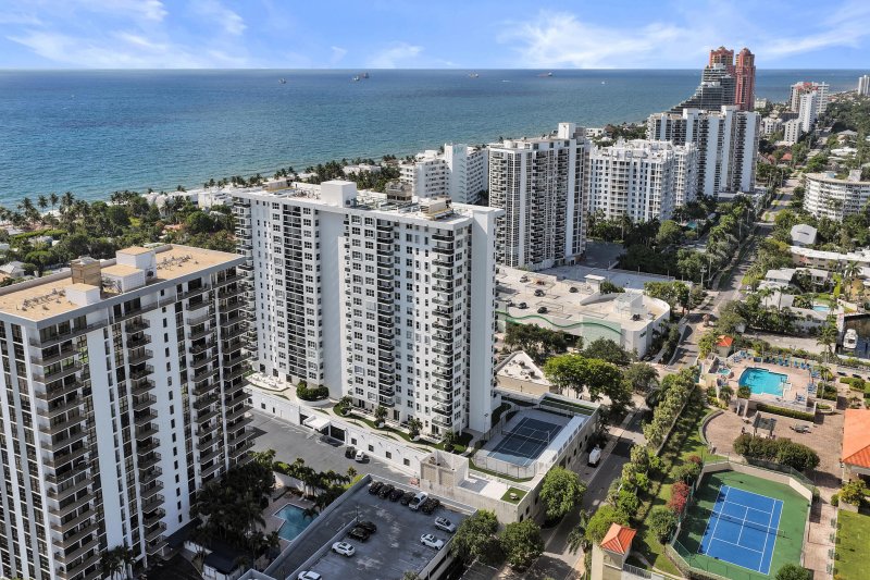 Condo for sale at Berkley South 3d