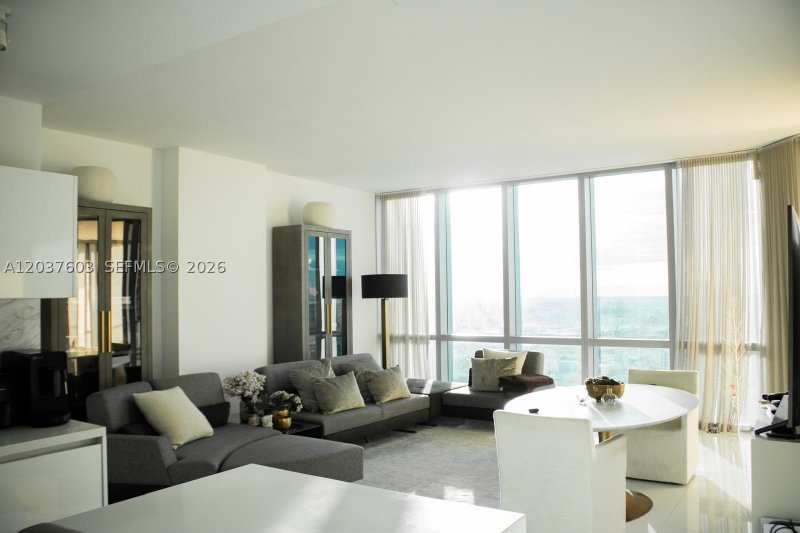 Apartment for rent at Chateau Beach Residences 4806