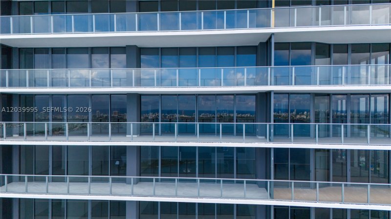 Apartment for rent at Aria Reserve Miami 5402