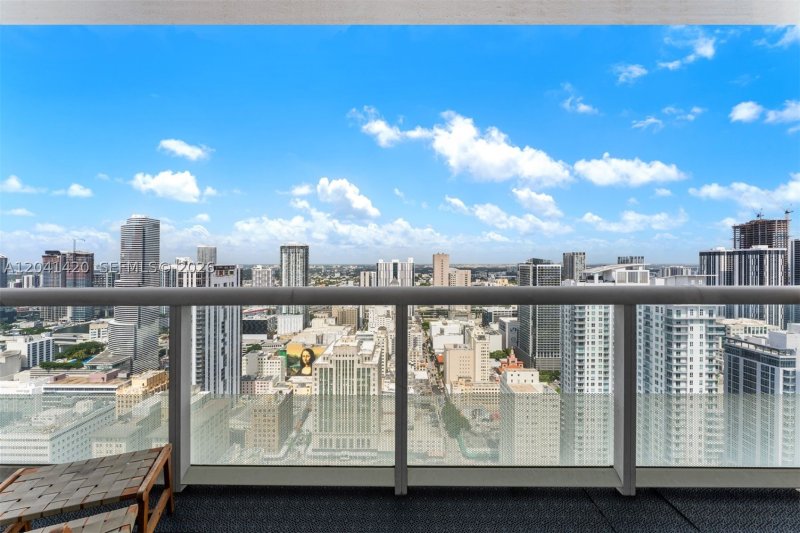 Apartment for rent at 50 Biscayne 4603