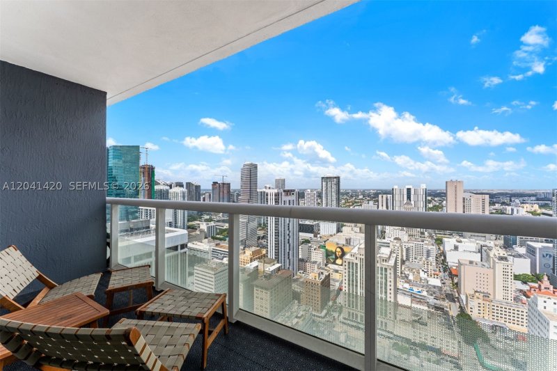 Apartment for rent at 50 Biscayne 4603