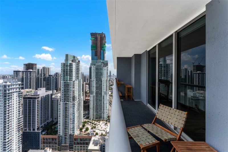 Apartment for rent at 50 Biscayne 4603