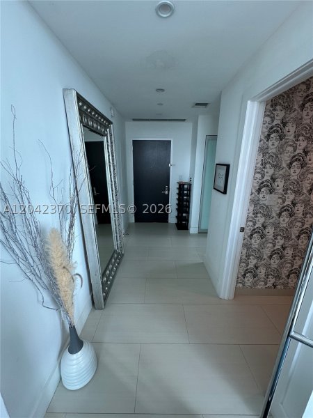 Apartment for rent at 900 Biscayne 2312