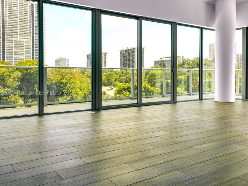Le Parc at Brickell Apt #401
