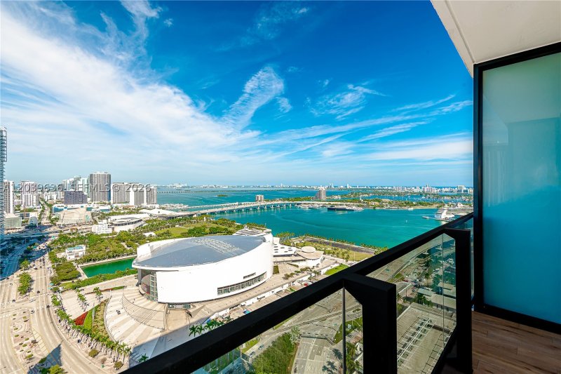 Comprar apartamento en The Elser Hotel and Residences 2904
