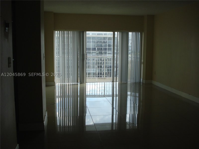 Apartment for rent at The Hemispheres 10P