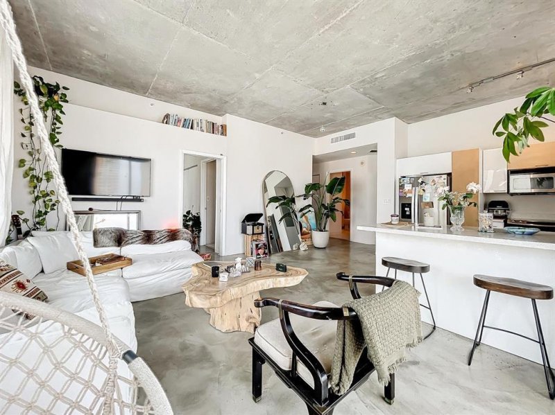 Property photo # 8