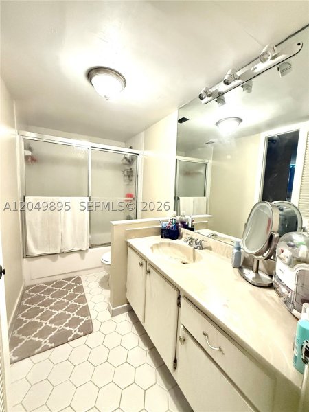 Aluguel de apartamento no The Imperial Manor PH4