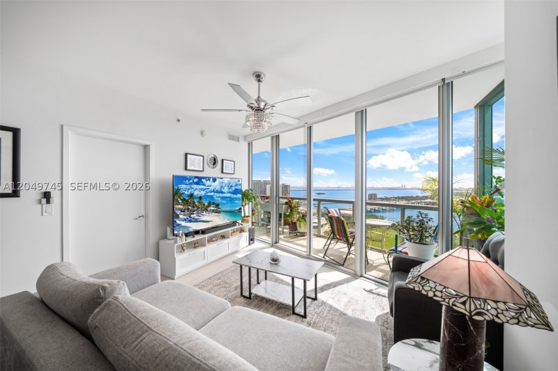 Apartment for rent at Marina Blue 2909