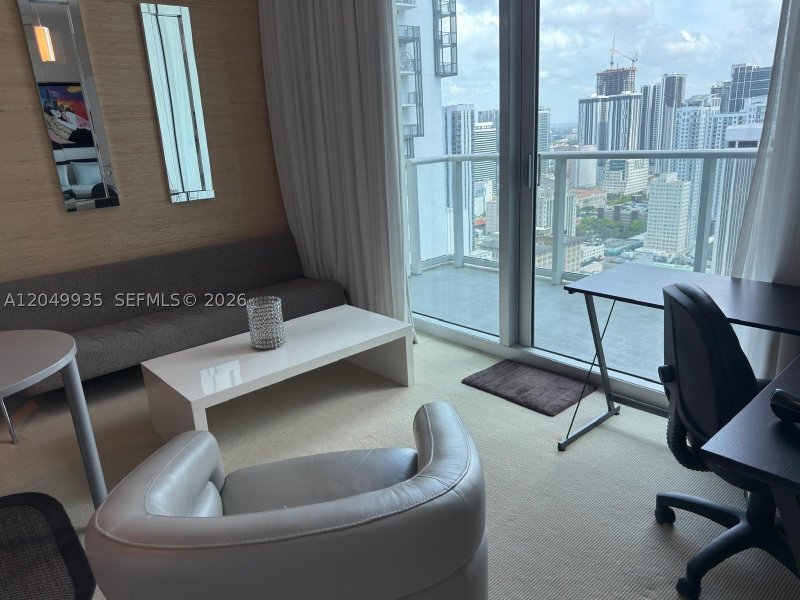 Apartment for rent at Met 1 T-3703