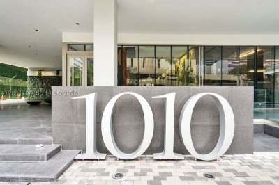 1010 Brickell Apt #1403
