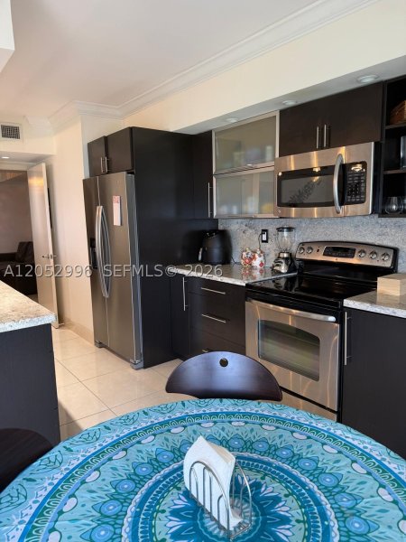 Comprar apartamento no Oceania 1 2415