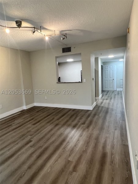 Apartment for rent at Douglas Grand 602