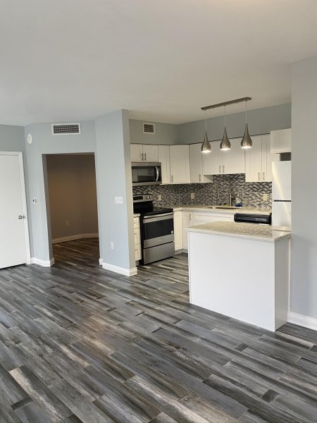 Apartment for rent at Waverly 403