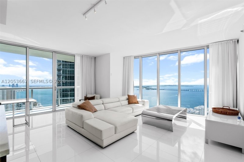 Condo for sale at Icon Brickell Viceroy 4410