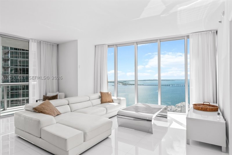 Condo for sale at Icon Brickell Viceroy 4410